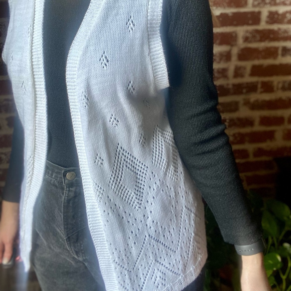 Blair white cardigan - Picture 2 of 7